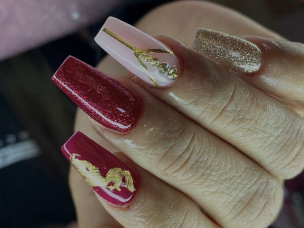 Manicuras de La Femme El Prat de Llobregat Extensiones de Uñas y Nail Art