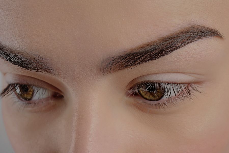 Micropigmentación de cejas: duración y cómo prolongarla