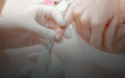 ¿Puedo retirar la manicura semipermanente en casa?