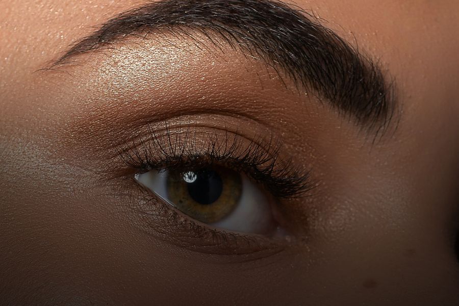 Técnica combinada: Cejas efecto maquillaje