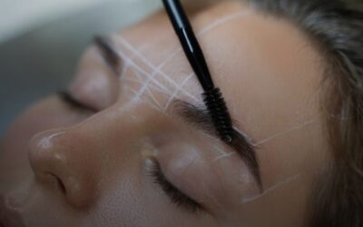 Tipos de diseño de cejas: natural, definido e híbrido