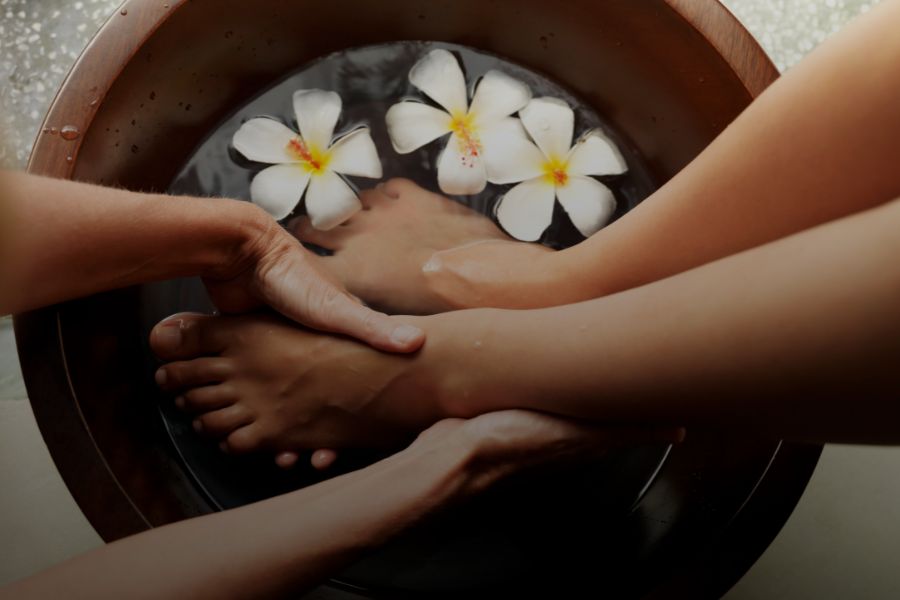 ¿Qué es la pedicura semipermanente y cómo funciona?