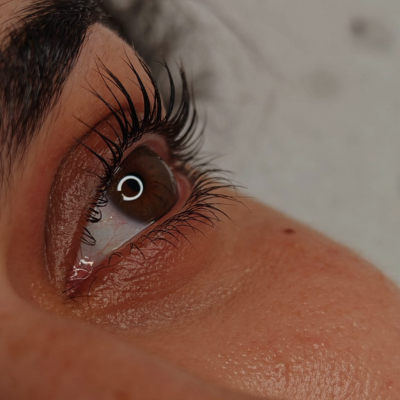 Glow Eyes y tratamientos de pestañas en La Femme Beauty