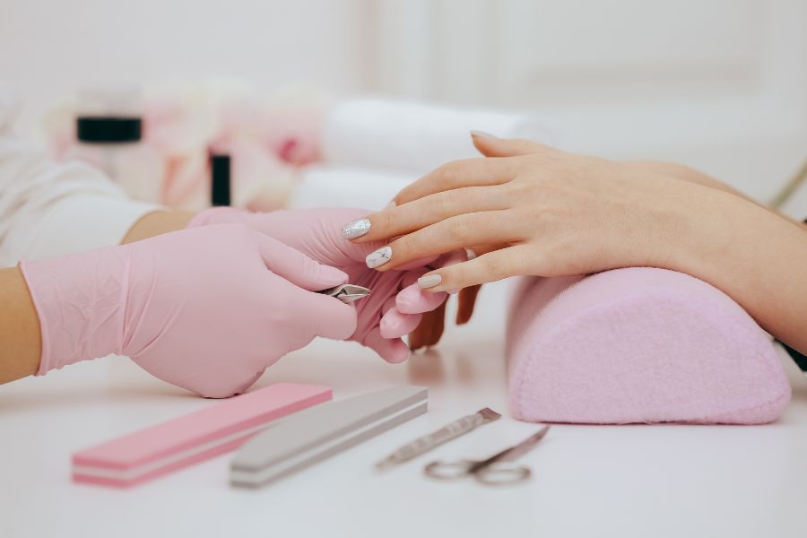 Manicura semipermanente