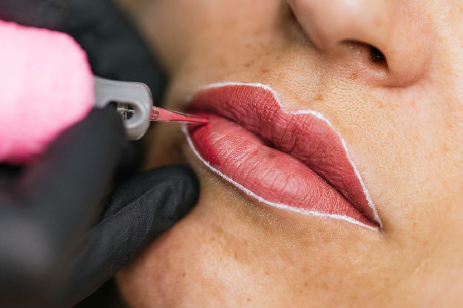 Micropigmentación de labios en La Femme Beauty